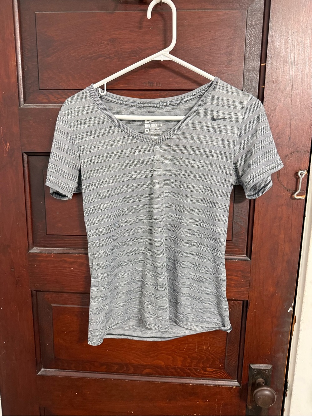 Nike Women’s‎ Gray Striped V-Neck Short Sleeve Tee